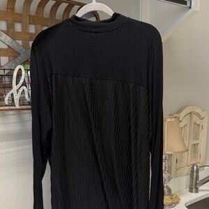 Chico's Classic Black Rayon Blend Top